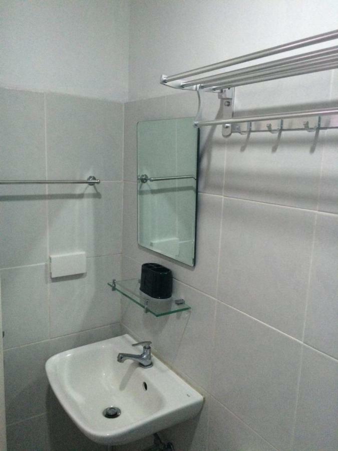 Unit 1109 Cityscape Residences Bacolod Buitenkant foto